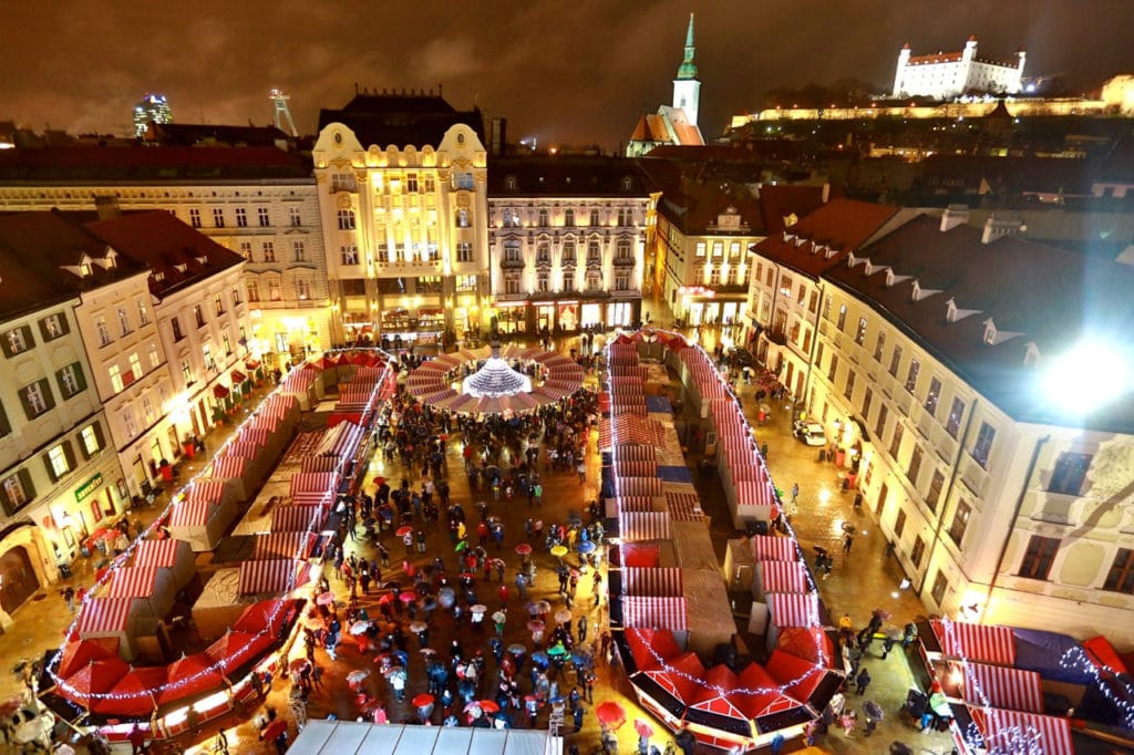ᐉ Vánoční trhy v Bratislavě 2024 program & důležitá data